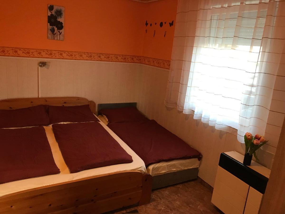 Summer Apartman Hajduszoboszlo Luaran gambar